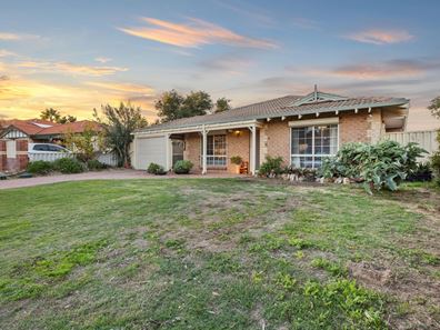 4 Tenby Close, Merriwa WA 6030
