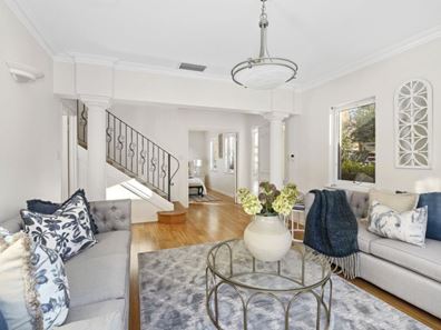 34A Servetus Street, Swanbourne WA 6010