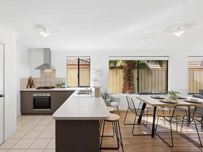 2/222 Hill View Terrace, Bentley WA 6102
