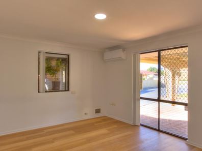 56 Ipswich Crescent, Girrawheen WA 6064