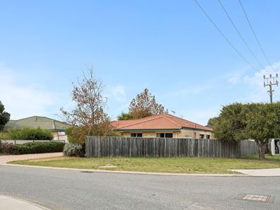 2 Deepwater Court, Merriwa WA 6030