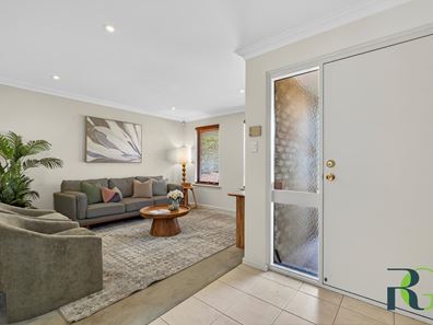16C Prinsep Road, Melville WA 6156