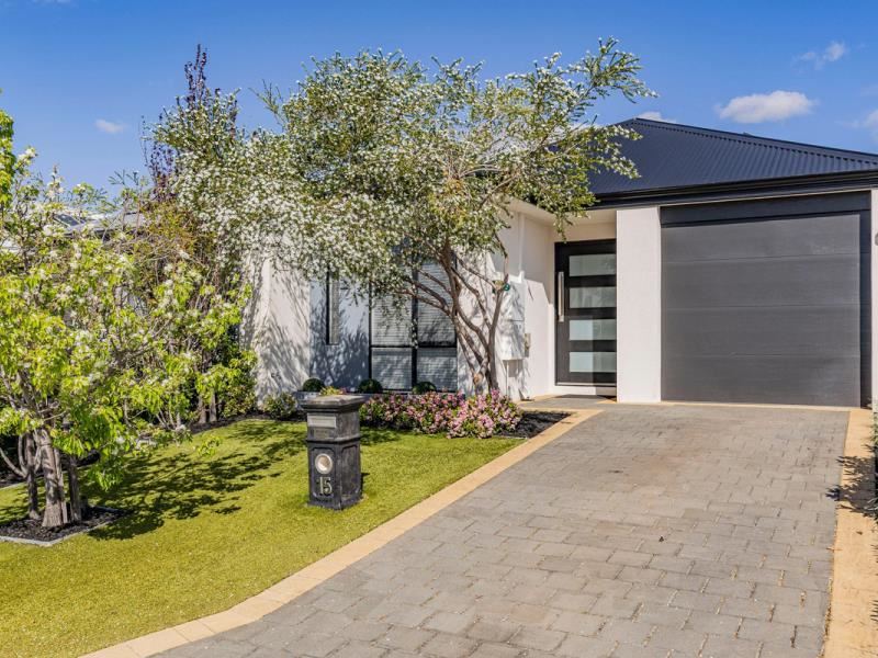 15 Musing Way, Aveley WA 6069