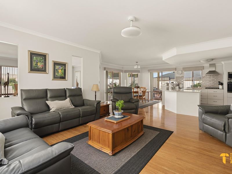 61 Peterborough Circle, North Lake WA 6163