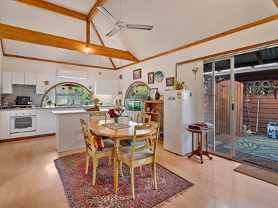 13 McDowell Street, Yarloop WA 6218