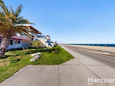 126 Ocean Drive, Quinns Rocks WA 6030