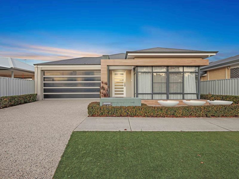 31 Calella Loop, Piara Waters