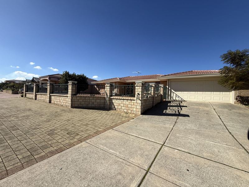 41 ROSEWOOD CRESCENT, Dianella WA 6059