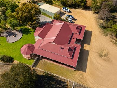 475 Hall Road, Waggrakine WA 6530