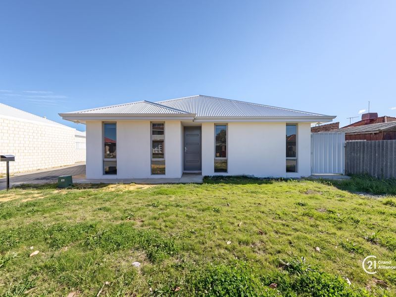 4A Brinkley Street, Cannington WA 6107