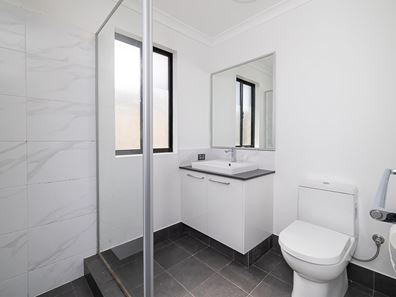 51 Greenpoint Way, Hilbert WA 6112