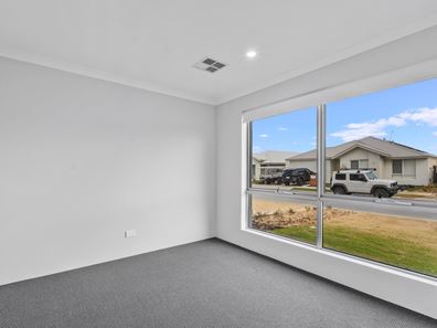 16 Deauville Approach, Madora Bay WA 6210