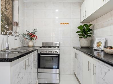 37 Ranmere Way, Langford WA 6147