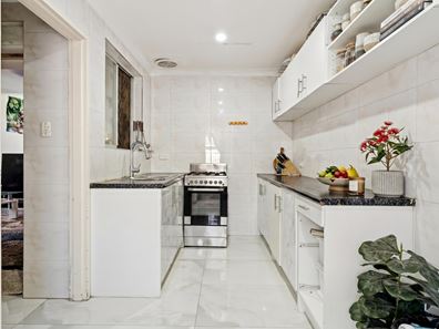 37 Ranmere Way, Langford WA 6147