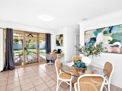8 Fysh Place, Huntingdale WA 6110