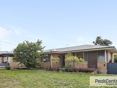 9 Moorhouse Street, Willagee WA 6156