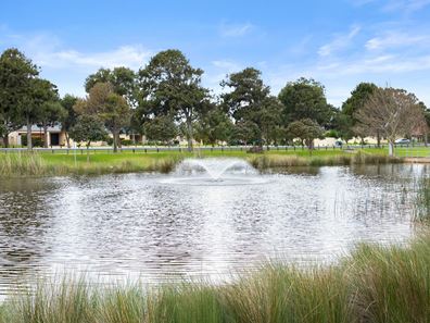 18 Rhapsody Close, Shoalwater WA 6169