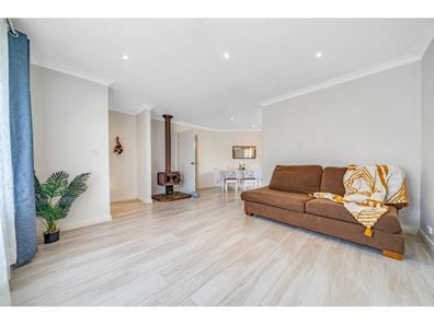 5 Idyll Court, Heathridge WA 6027