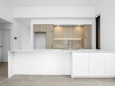 1/1 Enderby Close, North Coogee WA 6163