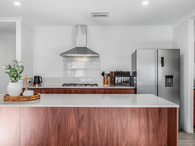 24 Leopard Road, Banksia Grove
