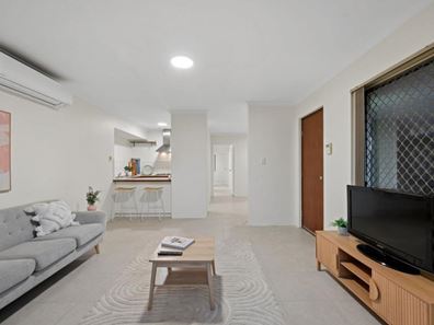 2/15 Pitt Street, St James WA 6102