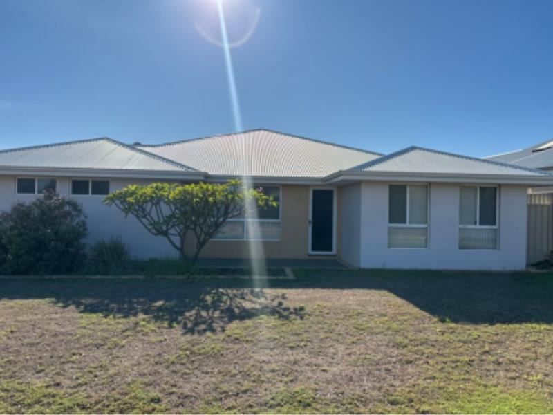 11 WANDA CIRCLE, Wandina