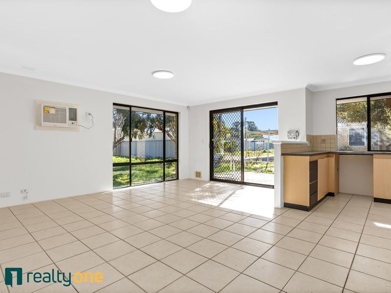 5 Cane Road, Greenfields WA 6210