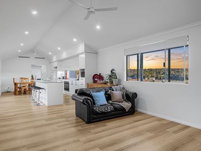 254 Guernsey Rise, Chittering WA 6084