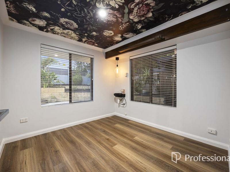 89 Lagoon Drive, Yanchep WA 6035