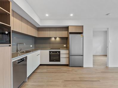 902/239 Great Eastern Highway, Belmont WA 6104