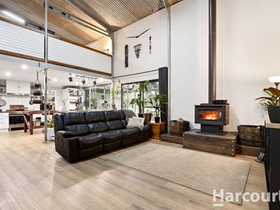 8 Haub Road, Lake Clifton WA 6215