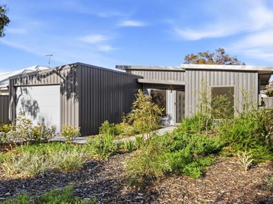 33 Wattleglen Avenue, Erskine WA 6210