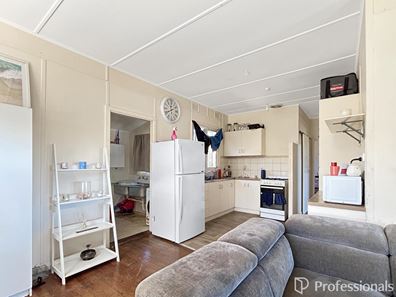 3 Craig Street, South Carnarvon WA 6701