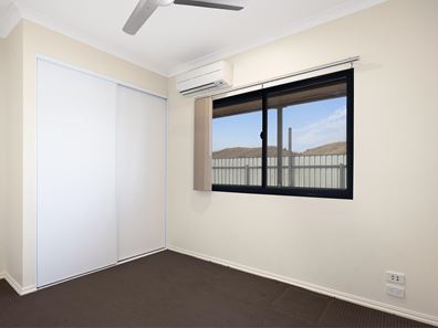 24 Lilly Parade, Baynton WA 6714