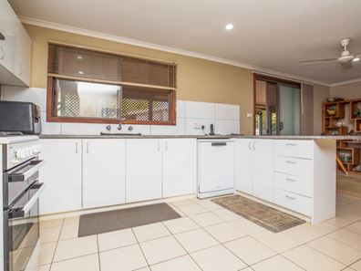 2 Bottlebrush Crescent, South Hedland WA 6722