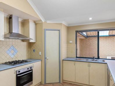 7 Bramley Way, Bibra Lake WA 6163
