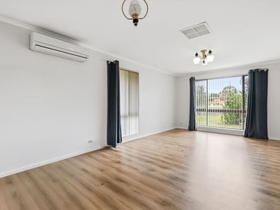 52 Lincoln Road, Forrestfield WA 6058