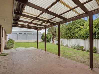 52 Lincoln Road, Forrestfield WA 6058