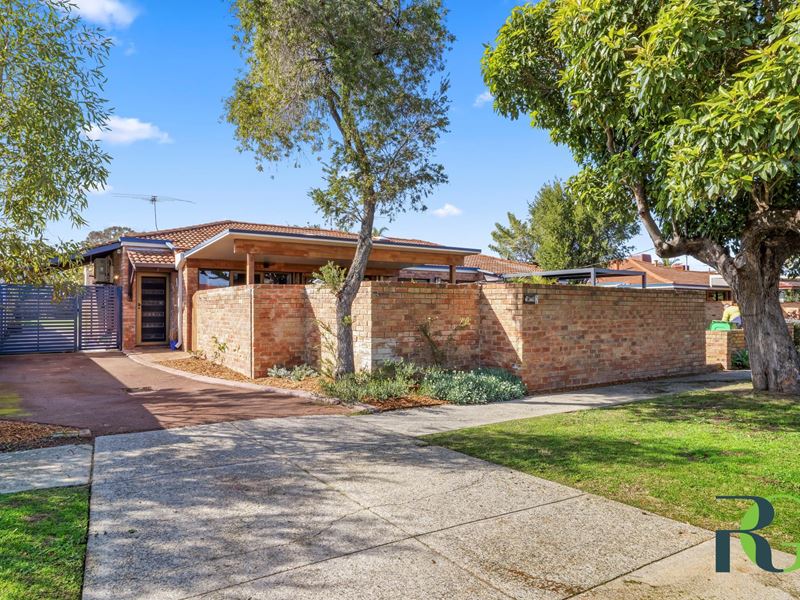 2/88 Murray Road, Bicton WA 6157