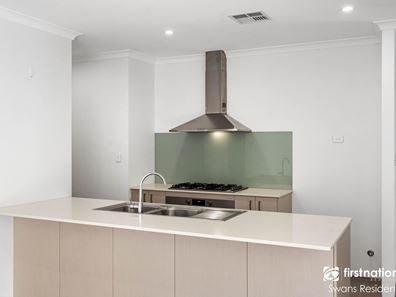 4 Carrai Way, Yanchep WA 6035