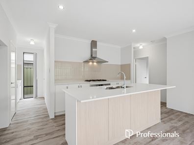 32A Sussex Road, Forrestfield WA 6058