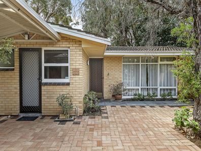 2 Falmouth Avenue, City Beach WA 6015
