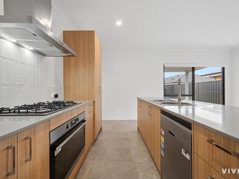 56 Halbert Rise, Anketell