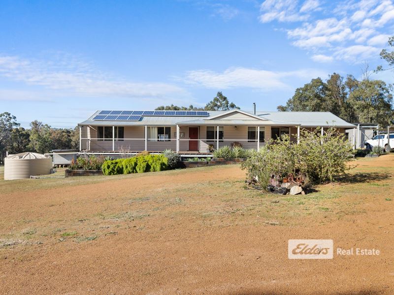 1434 Clifford  Street, Collie WA 6225
