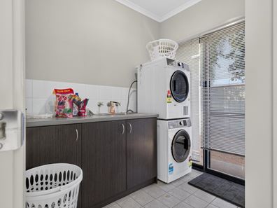 20 Gardugarli Drive, Baynton WA 6714