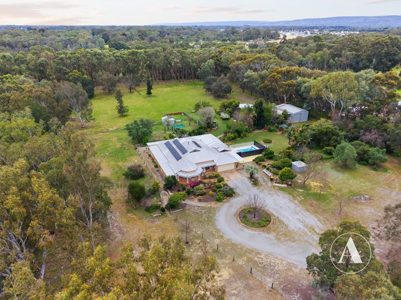 38 Stockmans Close, Oakford WA 6121