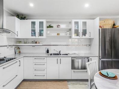 9/8-10 Hastings St, Scarborough WA 6019