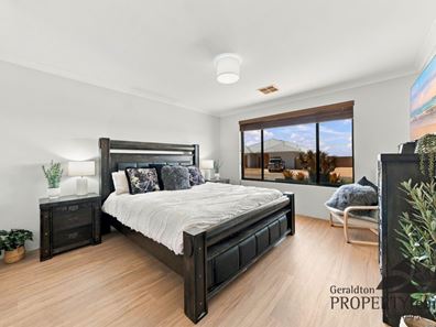 9 Essie Street, Wandina WA 6530