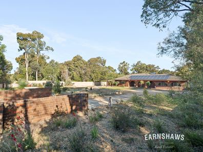 870 Great Eastern Highway, Glen Forrest WA 6071