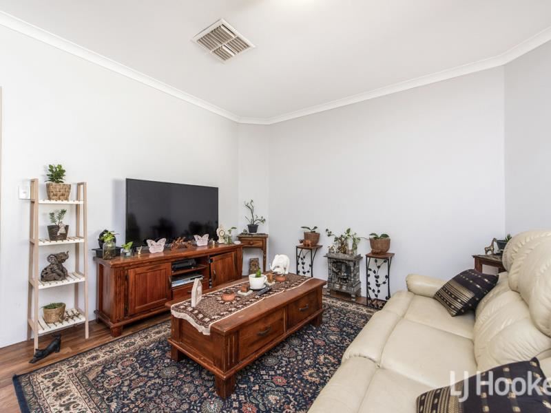 35 Guillardon Terrace, Madora Bay WA 6210